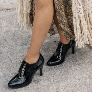 Gianvito Rossi Handcrafted Black Patent Lace Up Stiletto, Size 36.5 (US 6.5)